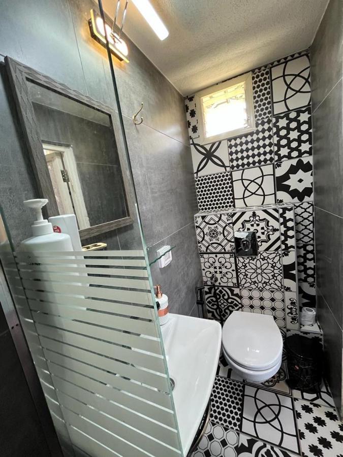 Diamond Apartment In 하이파 외부 사진